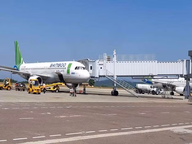 Tam dung moi chuyen bay giua Viet Nam - Trung Quoc vi dich corona