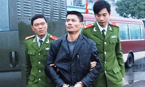 Bo Cong an tran ap manh bang nhom xa hoi den