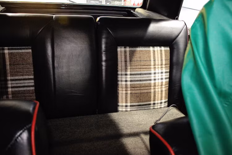 Theo Liljequist, bà đã lấy ý tưởng về vải caro cho Golf GTI khi đi du lịch vòng quanh nước Anh. Vào lúc đó, màu đen đang đại diện cho sự thể thao của xe hơi, tuy nhiên bà Liljequist đã muốn nội thất của xe mang nhiều màu sắc và "vui nhộn" hơn. Chính vì vậy, các loại vải chất lượng cao với hoa văn kẻ sọc đã được bà sử dụng cho Golf GTI và trở thành một phần hình ảnh của dòng xe cho tới ngày nay.