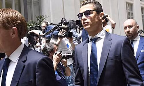 Nong: Hom nay Ronaldo hau toa, co the phai di tu 3 nam ruoi