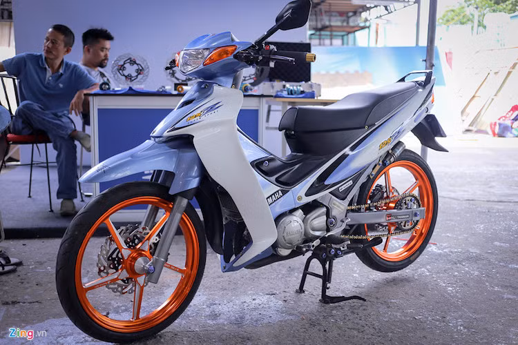 Hiện tại, Yamaha 125Z nhập mới về Việt Nam có giá khoảng 200 triệu đồng. Mẫu xe 2 thì này được nhiều người lựa chọn thay vì mua xe phân khối lớn với số tiền tương tự.