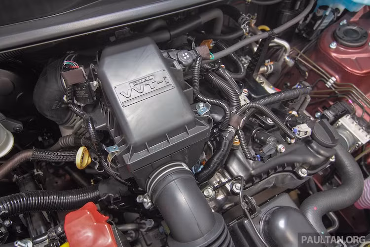 Tại các thị trường Đông Nam Á, Avanza sẽ được trang bị 2 loại động cơ 4 xi-lanh thẳng hàng Dual VVT-I nạp khí tự nhiên thuộc họ máy NR của Toyota. Trong đó, phiên bản động cơ 1.3l có công suất 97 PS/mô-men xoắn 121 Nm. Phiên bản 1.5l lớn hơn mạnh 105 PS/136 Nm. Mọi phiên bản đều sẽ dẫn động cầu sau.