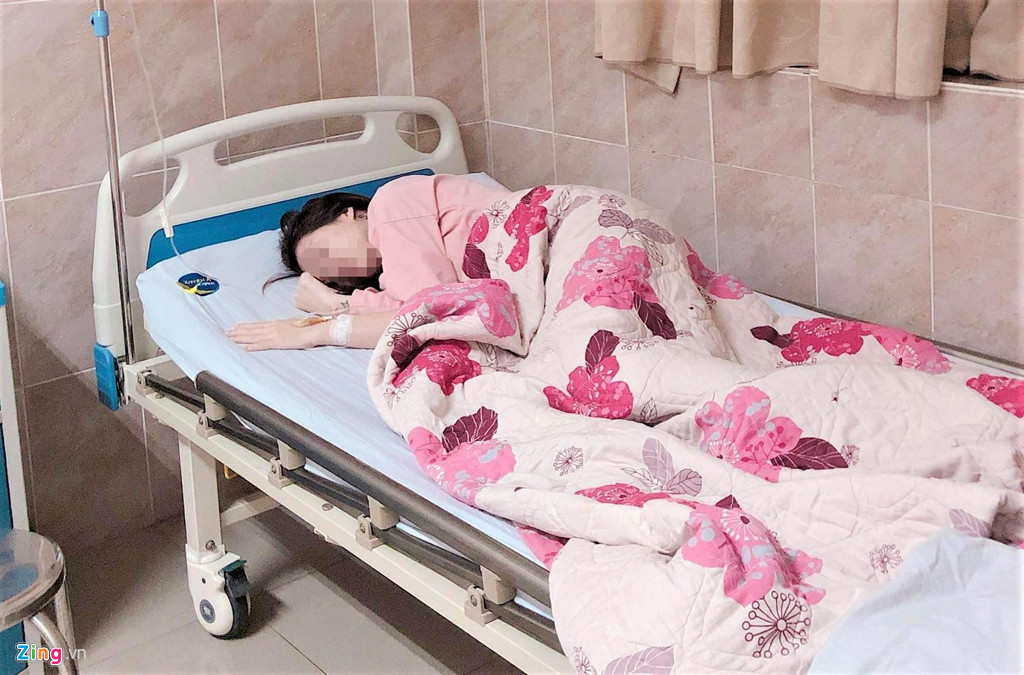 Vu ngo doc o nha hang Adora: Lo hong quan ly an toan thuc pham