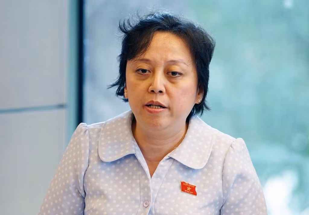 Vu ngo doc o nha hang Adora: Lo hong quan ly an toan thuc pham-Hinh-2