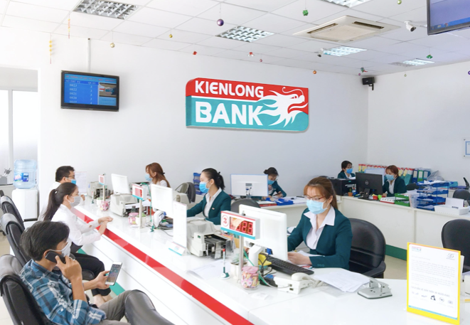 Kienlongbank 'ngap ngua' trong no xau, loi nhuan quy 3 lao doc