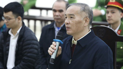 Vu AVG: Cuu Chu tich HDTV MobiFone tu nguyen khai bao de duoc thanh than