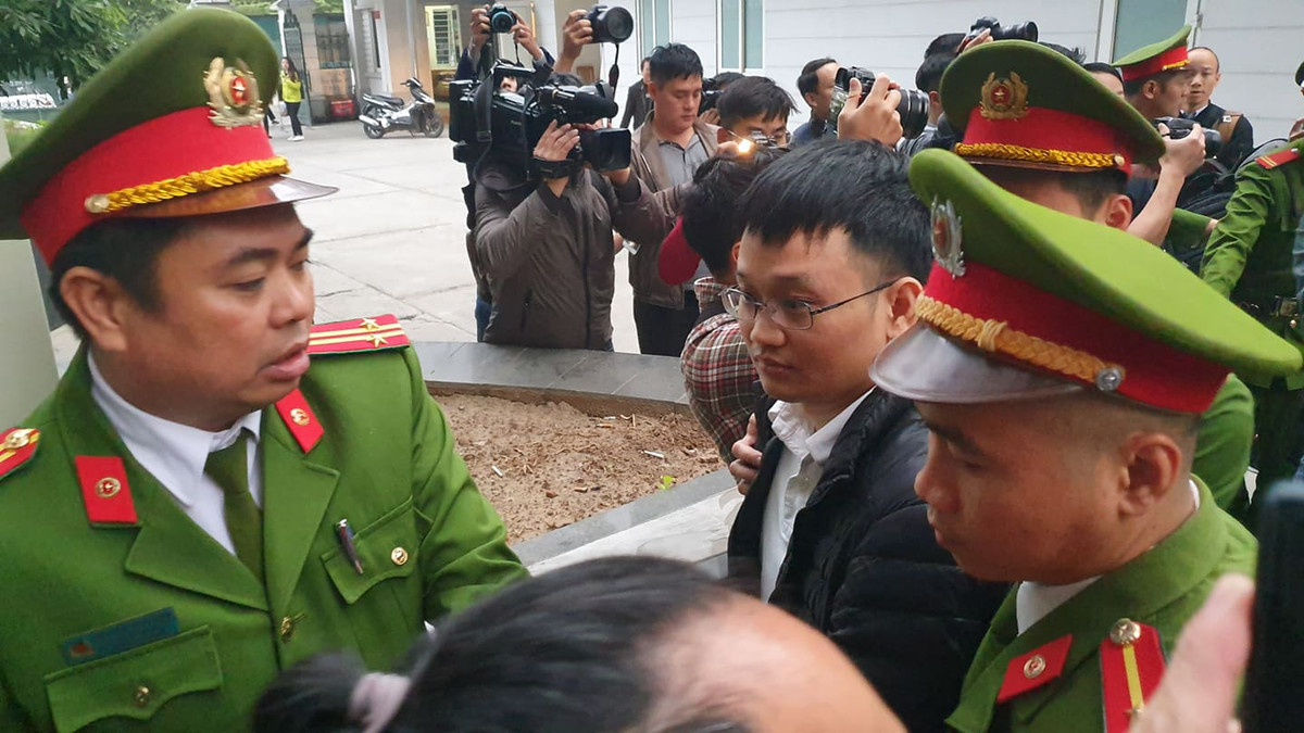 Thẩm định giá; sử dụng kết quả thẩm định giá trị DN trong đàm phán và quyết định giá mua cổ phần của AVG; trong việc lập, trình dự án và quyết định phê duyệt dự án đầu tư, thanh toán. Điều này đã gây thiệt hại đặc biệt nghiêm trọng tài sản của Nhà nước với tổng giá trị thiệt hại là hơn 6.590 tỷ đồng.