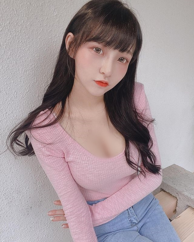 Mọi người đều nhận xét rằng Lâm Tương rất phù hợp với phong cách vừa ngây thơ trong sáng lại vừa quyến rũ, trưởng thành, mong cô nàng suy nghĩ thật kỹ khi chuyển mình.