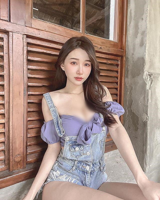 Hiện tại, Trương Trương đang có lượng người hâm mộ, theo dõi, chỉ tính riêng trên trang IG cá nhân là 243.000 người.