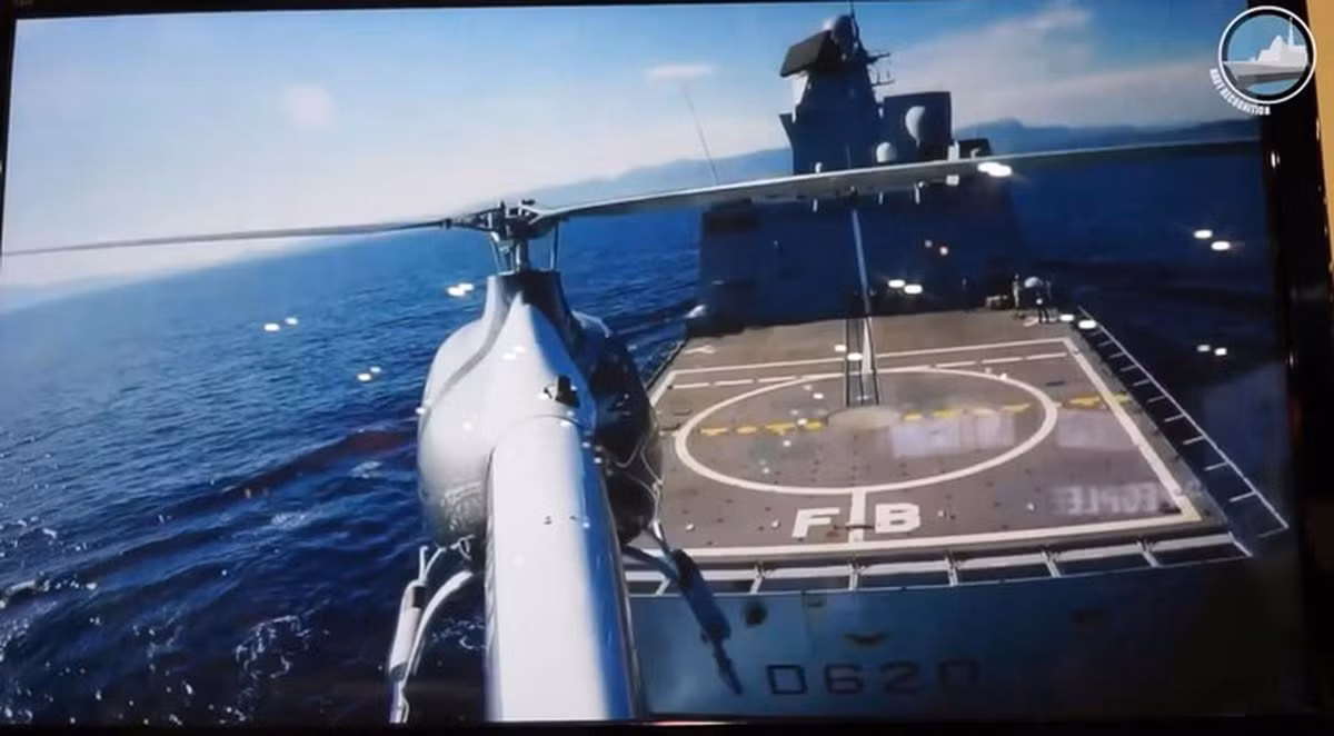 Ngoài hệ thống vũ khi tối tân, con tàu được trang bị radar quét mạng pha điện tử (AESA) OPY-2, cảm biến quang điện OAX-3EO, sonar phát hiện tàu ngầm NEC OQQ-25.