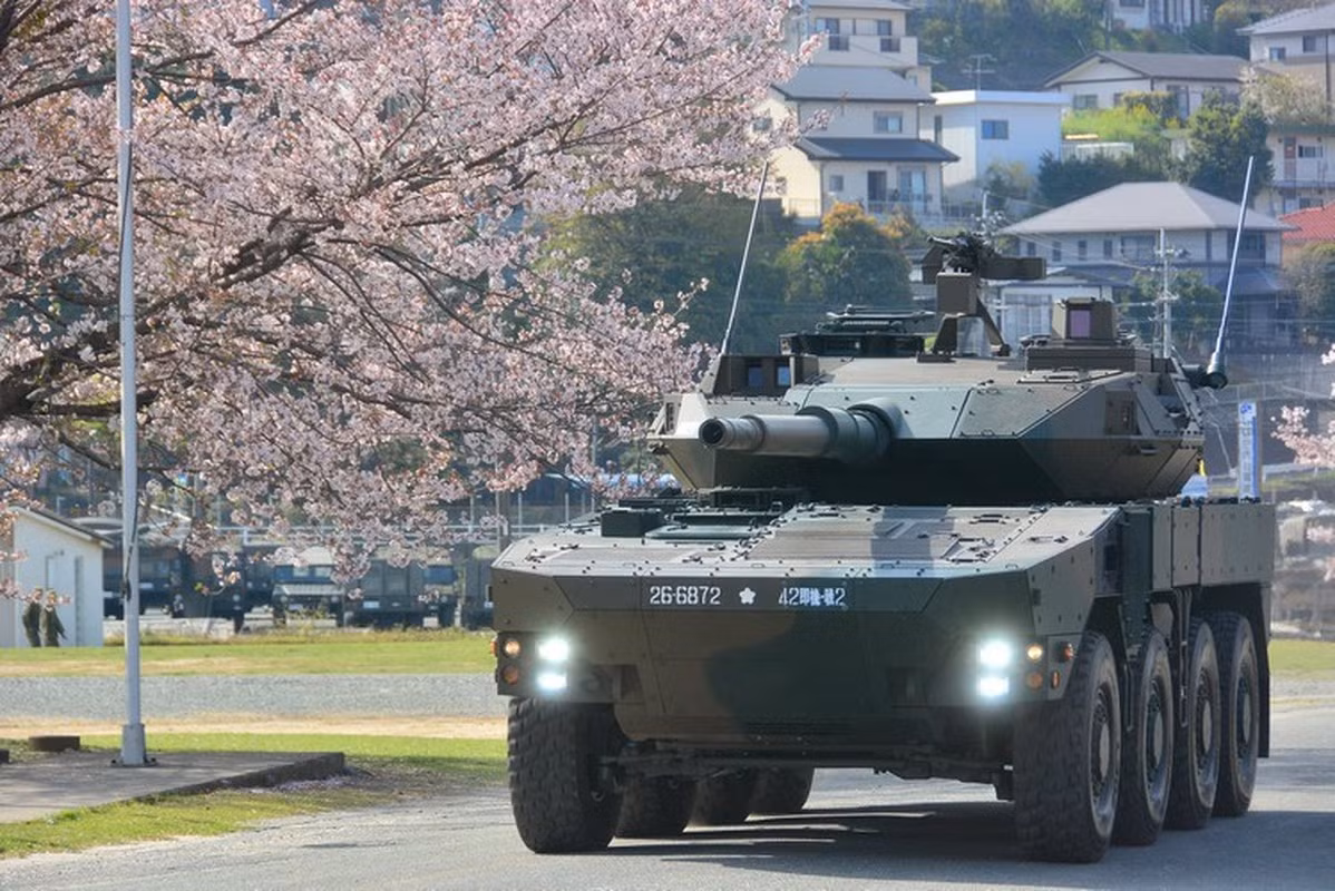 Can canh xe tang banh lop Type-16 cuc “ngau” cua Nhat Ban-Hinh-3