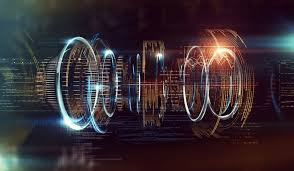 Theo các quan chức Bộ này, trong vài năm tới, khả năng hoạt động hiệu quả, sống sót, điều hướng và duy trì tính sát thương với công nghệ lượng tử kết hợp GPS sẽ mang lại lợi thế chiến thuật. Đồng hồ này cũng đóng vai trò quan trọng trong việc hỗ trợ các mạng lưới quân sự mã hóa và tinh chỉnh đường bay cho tên lửa dẫn đường. (Nguồn ảnh: Thequantuminsider, Shimon Kolkowitz, Science Photo Library, K. Palubicki/NIST, Getty).