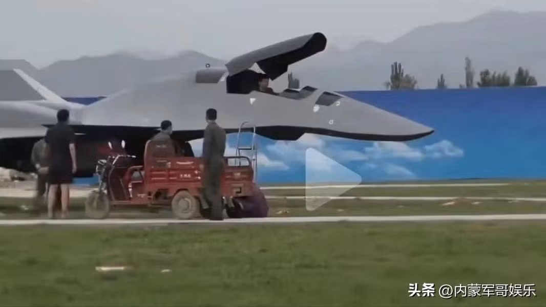 Chiến đấu cơ nói trên cho dù đang ở giai đoạn nguyên mẫu và mới thực hiện chuyến bay thử nghiệm đầu tiên nhưng đã tỏ ra là một đối thủ khá nặng ký với những phương tiện do phương Tây chế tạo.