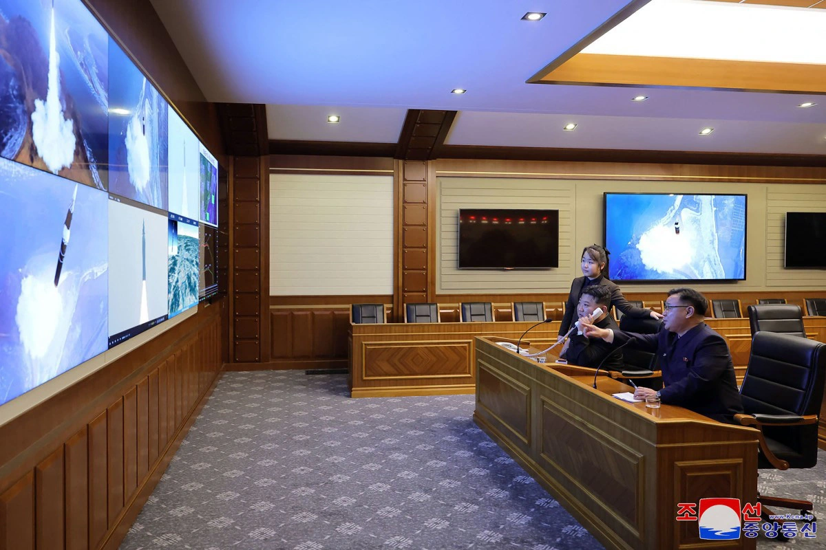 Trong bài phát biểu sau vụ thử nghiệm, ông Kim Jong-un cho biết: "Hệ thống tên lửa siêu vượt âm mới sẽ giúp răn đe mọi đối thủ ở Thái Bình Dương, những quốc gia có thể ảnh hưởng đến an ninh quốc gia chúng ta”. Ông khẳng định rằng đây là một nỗ lực phòng vệ, không phải hành động tấn công, nhấn mạnh mục tiêu duy nhất là bảo vệ chủ quyền và an ninh của Triều Tiên.