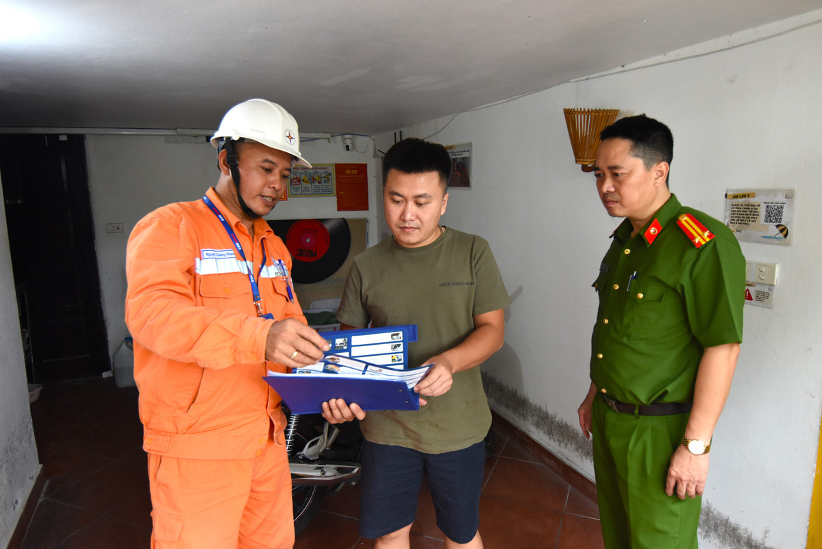 EVNHANOI khuyen cao mot so cach de phong chay trong su dung dien