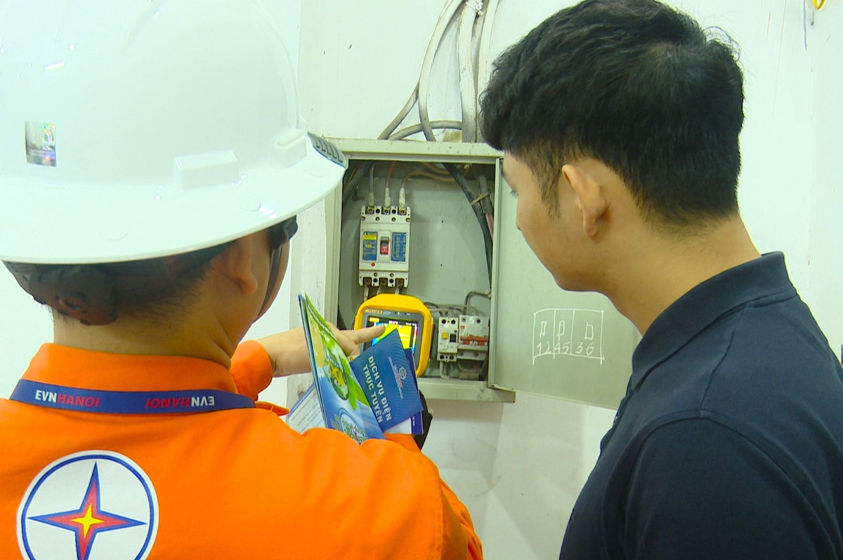 EVNHANOI day manh tuyen truyen su dung dien an toan, tiet kiem-Hinh-4