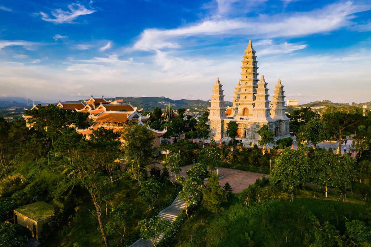 Du lich Quang Ninh thu dong thich hon mua he, vi sao lai the?-Hinh-3