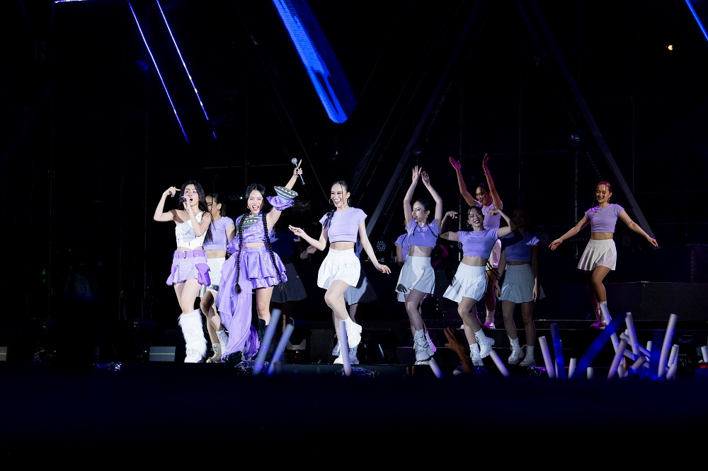 TPBank 2in1 concert: Khi moi chat Toi cat loi !!!-Hinh-6