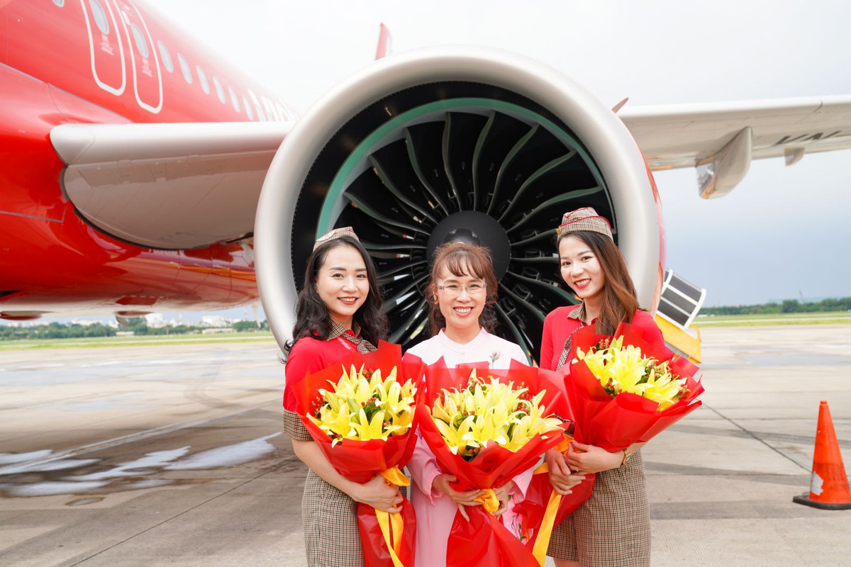 Liên tục nhận tàu bay mới, Vietjet đón tàu bay thứ 101 - Hình 4 Lien tuc nhan tau bay moi, Vietjet don tau bay thu 101-Hinh-4