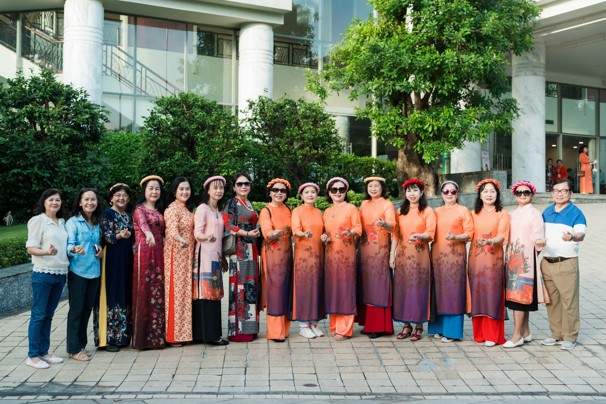 Varna to chuc tu van suc khoe va dinh duong cho 1.000 nguoi cao tuoi-Hinh-8