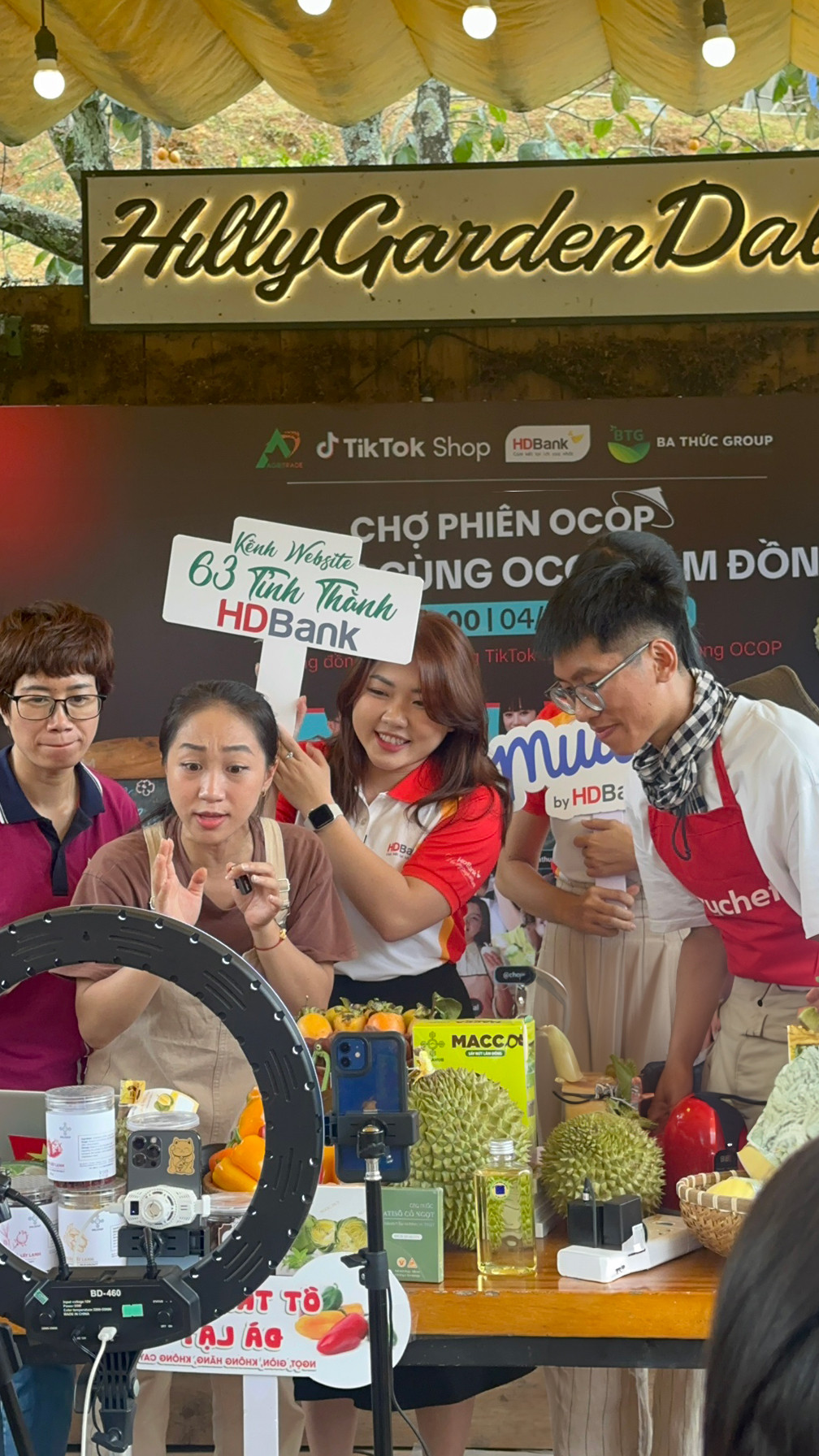 HDBank cùng Agritrade thúc đẩy tiêu thụ nông sản Việt trên nền tảng số - Hình 2 HDBank cung Agritrade thuc day tieu thu nong san Viet tren nen tang so-Hinh-2