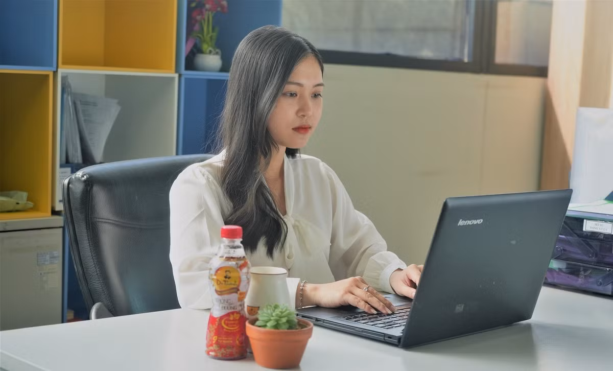 Đi làm cả năm, Tết này bạn mang quà gì biếu cha mẹ? Di lam ca nam, Tet nay ban mang qua gi bieu cha me?