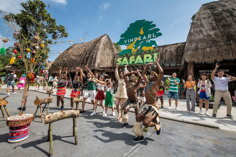 Hanh trinh trai nghiem dinh cao voi dac quyen tang kem khi mua ve 8Wonder-Hinh-5