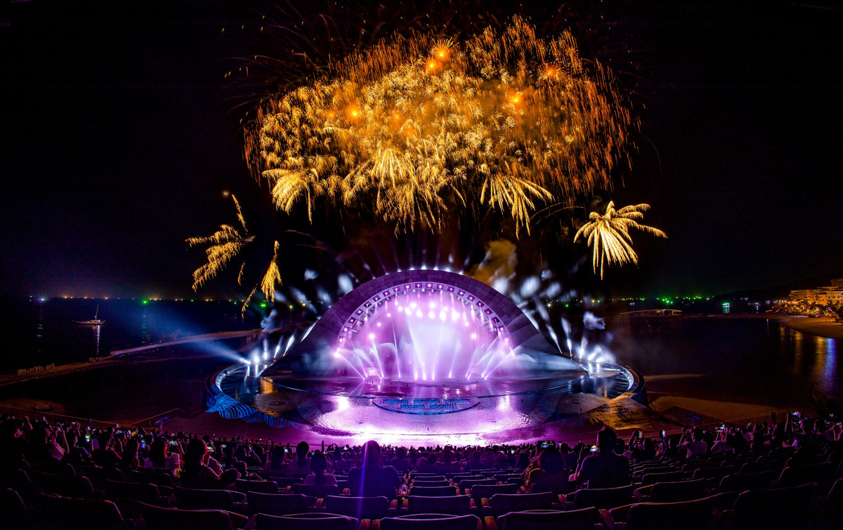 Ve xem show dien cong nghe da phuong tien Kiss The Stars chi 150.000 dong