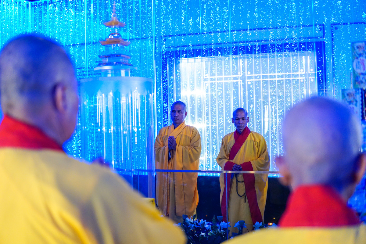 Xuc dong nhung khoanh khac du khach chiem bai nui Ba Den, Tay Ninh-Hinh-10