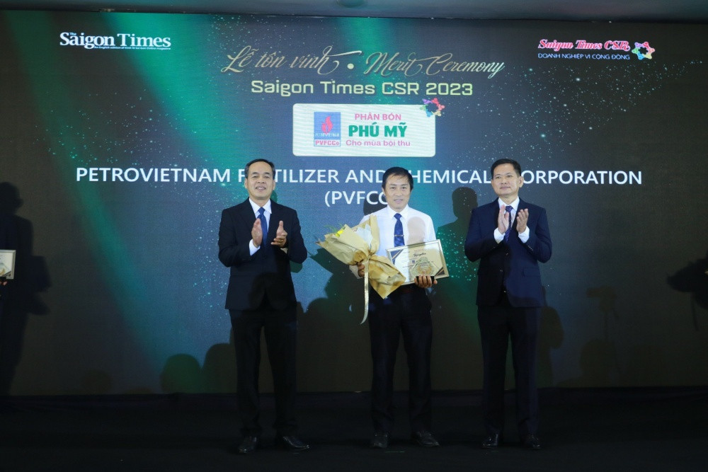 PVFCCo - Doanh nghiep vi cong dong