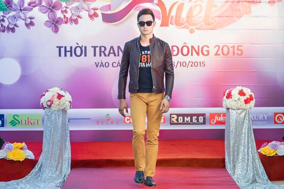 Tuấn Nam tiết lộ anh được ông bầu thời trang Tommy Văn mời làm người mẫu độc quyền, làm việc trong môi trường chuyên nghiệp nên đã học hỏi được rất nhiều điều. Thầy giáo đẹp trai kiêm người mẫu trẻ Tuấn Nam mong muốn sẽ gắn bó lâu dài với nghề người mẫu, thực hiện được ước mơ từ nhỏ của mình.