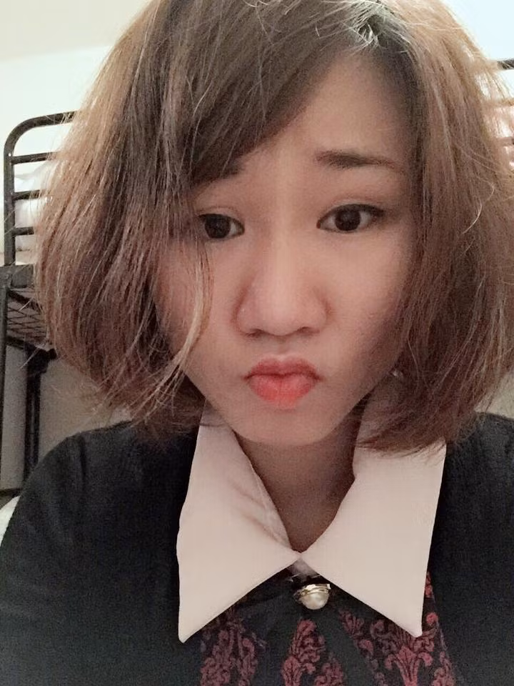 Lan Anh mong muốn có thể theo đuổi cùng lúc sự nghiệp kinh doanh và nghệ thuật, bởi cả hai đều những niềm đam mê lớn nhất của cô. Dù biết sẽ cần rất nhiều thời gian và phải đương đầu với muôn vàn khó khăn nhưng Lan Anh vẫn luôn tự tin vào bản thân mình, vươn tới ước mơ bằng khả năng, trí tuệ dồi dào.