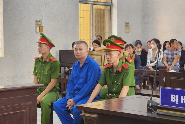 Đăng bài xúc phạm danh dự người khác, Facebooker bị tuyên 5 năm tù Dang bai xuc pham danh du nguoi khac, Facebooker bi tuyen 5 nam tu