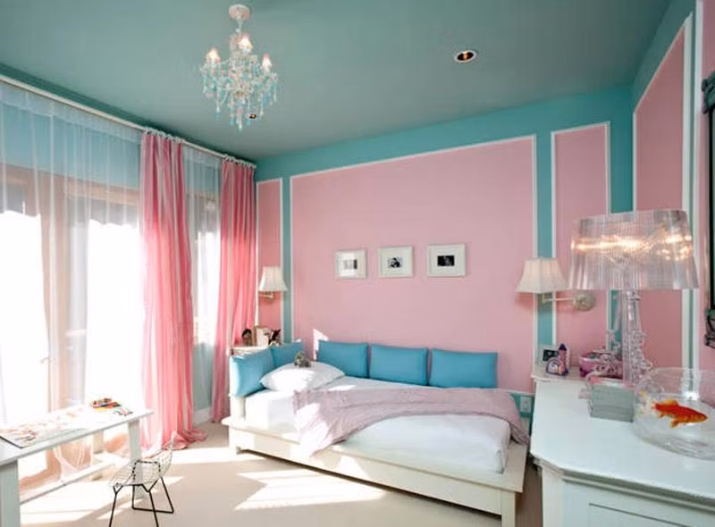 Màu xanh mang đến cảm giác bình yên. Màu hồng tượng trưng cho sự dịu dàng. Sự kết hợp giữa xanh và hồng tạo ra không gian lãng mạn cho người thuộc cung Kim Ngưu (21/4 - 20/5). Ảnh: Rilane.