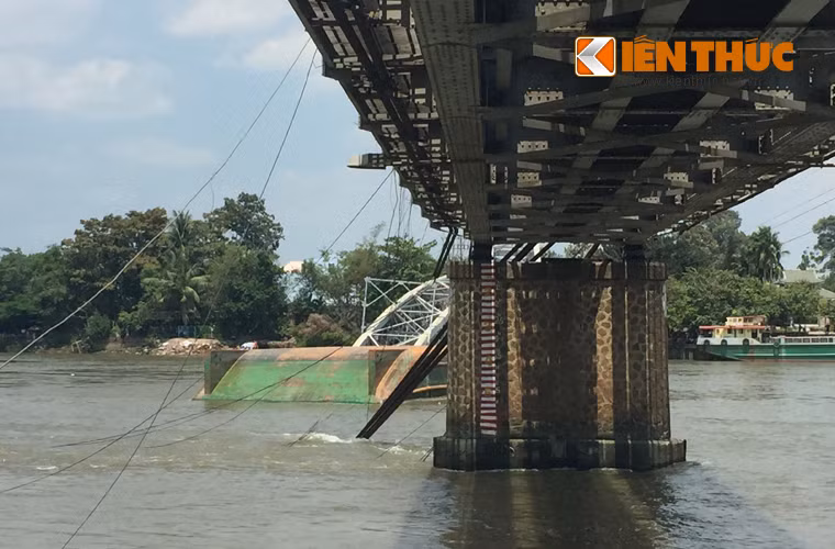 Theo một nguồn tin, để khắc phục cầu Ghềnh sẽ cần khoảng 3 tháng.