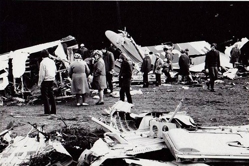 Chuyến bay mang số hiệu JAT367 khi đó đang trong chuyến hành trình từ Stockholm (Thụy Điển) đến Beograd (Serbia) với các điểm dừng ở Copenhagen (Đan Mạch) và Zagreb (Croatia). Trên máy bay có tổng cộng 28 thành viên phi hành đoàn và hành khách.