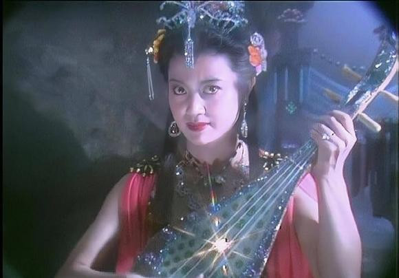 Vào một hôm, Phật Tổ Như Lai vô tình đụng vào con bọ cạp. Nó liền cong đuôi đốt vào tay trái của Như Lai rồi bỏ trốn xuống trần.