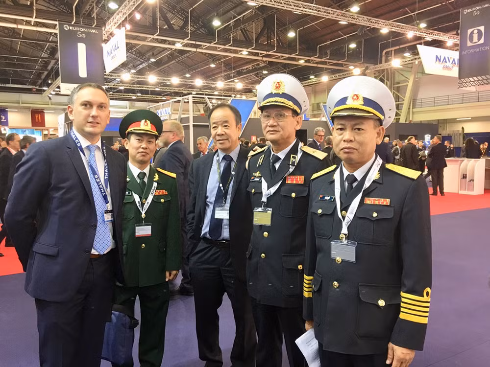 Viet Nam tham du trien lam hai quan lon nhat chau Au-Hinh-2