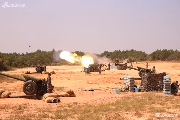 Kể từ sau khi Liên Xô tan rã, Trung Quốc nhanh chóng vươn lên trở thành quốc gia sở hữu lực lượng pháo binh mạnh nhất thế giới với nhiều chủng loại pháo khác nhau, ở thời điểm hiện tại pháo binh Trung Quốc cũng đang không ngừng được hiện đại và cơ giới hóa, dù vậy vai trò của các loại pháo kéo hoặc lựu pháo vẫn không thể bị thay thế trong Quân đội Trung Quốc.