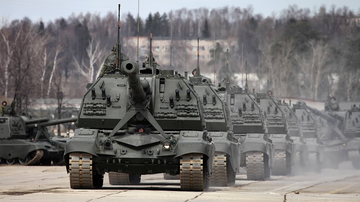 Chính vì lý do này mà trong nhiều thập kỷ qua, Quân đội Nga gần như không phát triển bất cứ mẫu pháo kéo mới nào mà thay vào đó là tập trận cho các đơn vị pháo tự hành hoặc nâng cấp số pháo kéo cũ hiện có thay vì sản xuất mới.