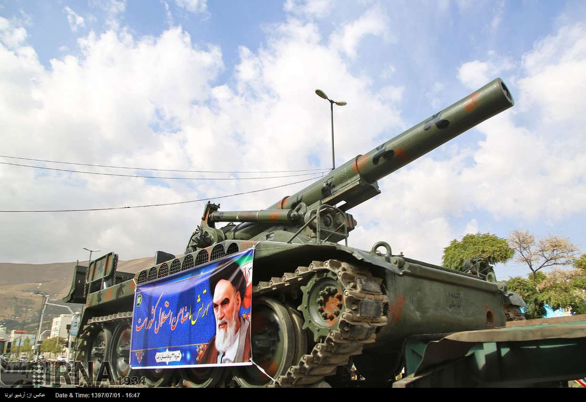 Ứng cử viên đầu tiên của Trung Đông trong danh sách này chính là Iran với vị trí thứ 8 cùng 2.188 đơn vị pháo kéo các loại, điều khá đặc biệt là Iran sở hữu song song cả các loại pháo của Mỹ và Liên Xô sản xuất.