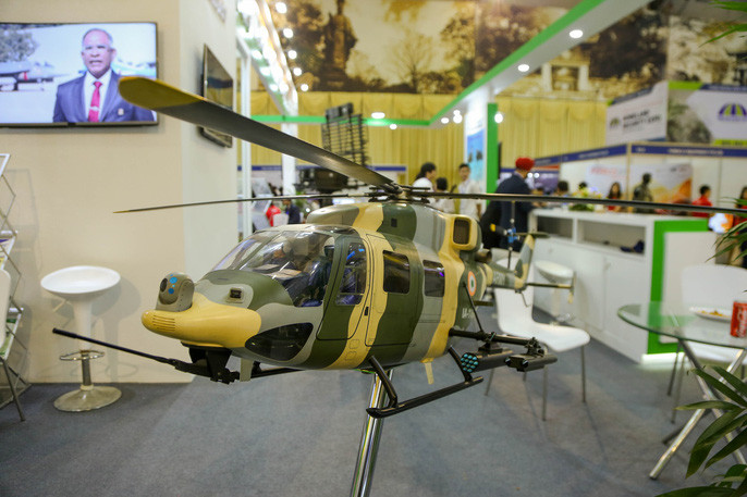 Máy bay trực thăng vũ trang