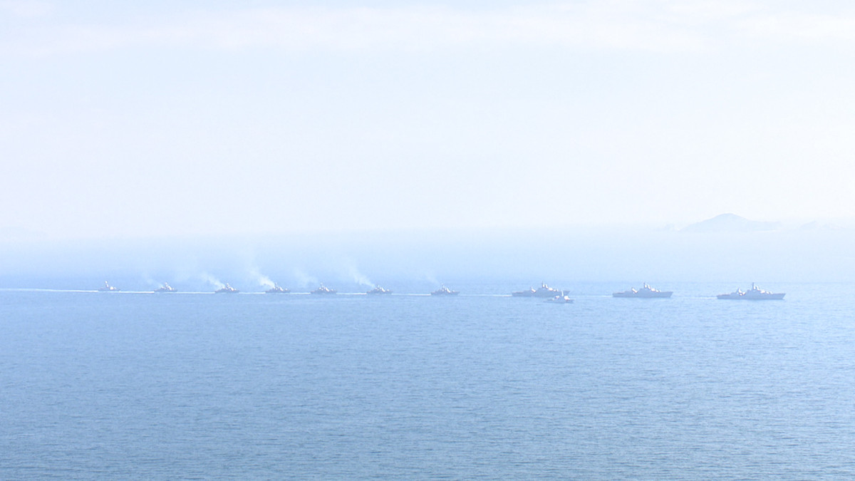 Muc kich tau chien, xe tang Hai quan Viet Nam na phao am am