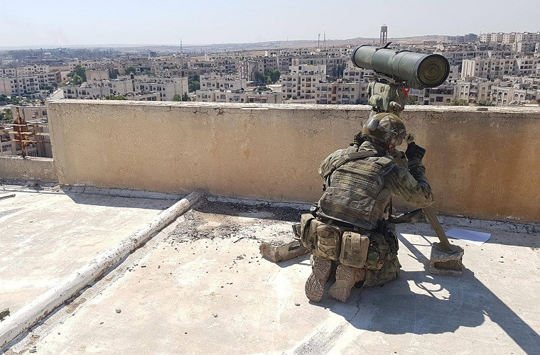 Trên thực tế trong cuộc chiến ở Syria, các tổ hợp tên lửa chống tăng thường được sử dụng bởi bộ binh nhằm đảm bảo khả năng cơ động ít khi được cơ giới hóa, nếu có cũng là với xe bán tải đề phù hợp hơn với tác chiến đô thị. Tuy nhiên, ở đâu có trên chiến trường Syria vẫn xuất hiện các tổ hợp tên lửa chống tăng tự hành Liên Xô trước đây chế tạo. Nguồn ảnh: Reddit.