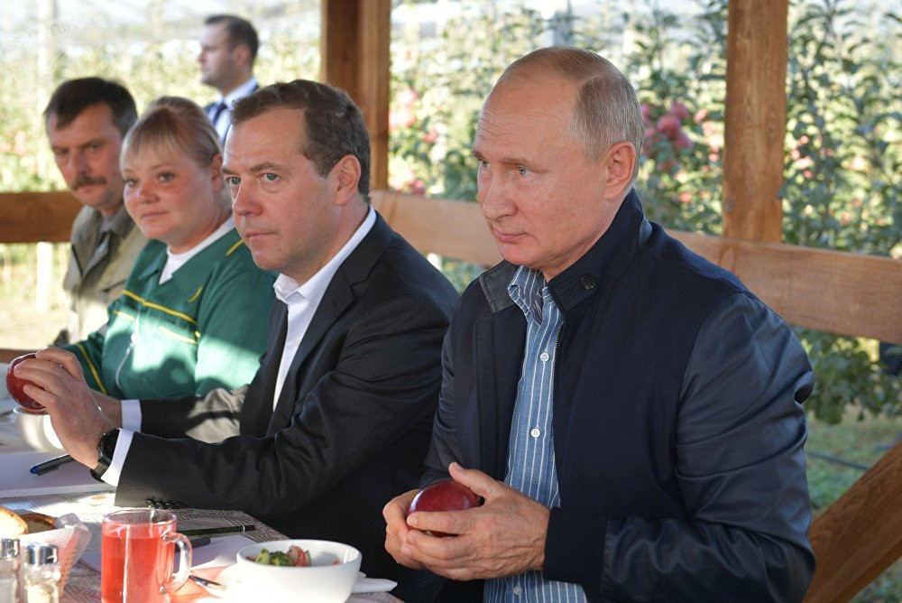 Tong thong Putin chia se bi quyet lam viec hieu qua-Hinh-2