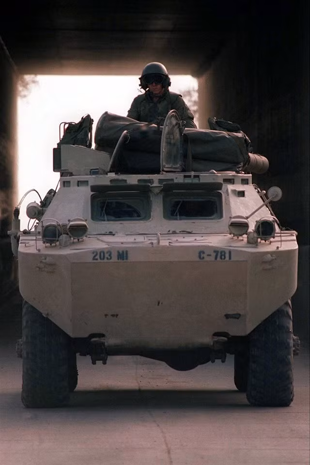 Trong khi đó xe trinh sát bọc thép BRDM-2 cũng của Liên Xô được Quân đội Mỹ sử dụng như một xe chỉ huy trong cuộc tập trận Kernel Blitz 97, tháp pháo của nó đã bị tháo và không được trang bị vũ khí. Nguồn ảnh: S21K.co