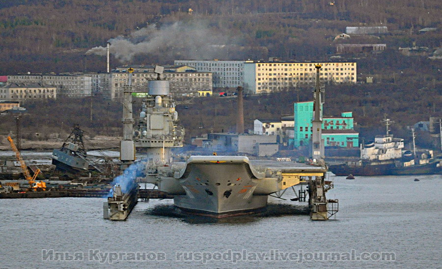Trong trường hợp tàu Đô đốc Kuznetsov bị chìm theo PD-50 đây sẽ là thảm họa lớn nhất thế kỷ đối với Hải quân Nga, khi nhiều khả năng tàu sân bay này sẽ bị loại biên hoàn toàn. Bởi khi chìm nước biển sẽ phá hủy, ăn mòn và làm hư hỏng hết các trang thiết bị trên tàu. Nguồn ảnh: navy_korabel.