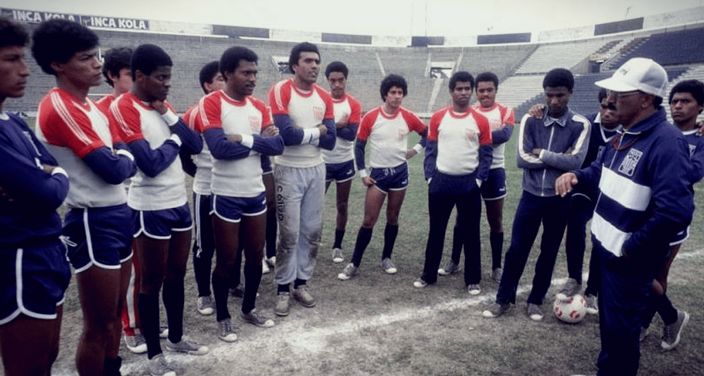 5 tai nan hang khong tham khoc cua lang bong da the gioi-Hinh-4