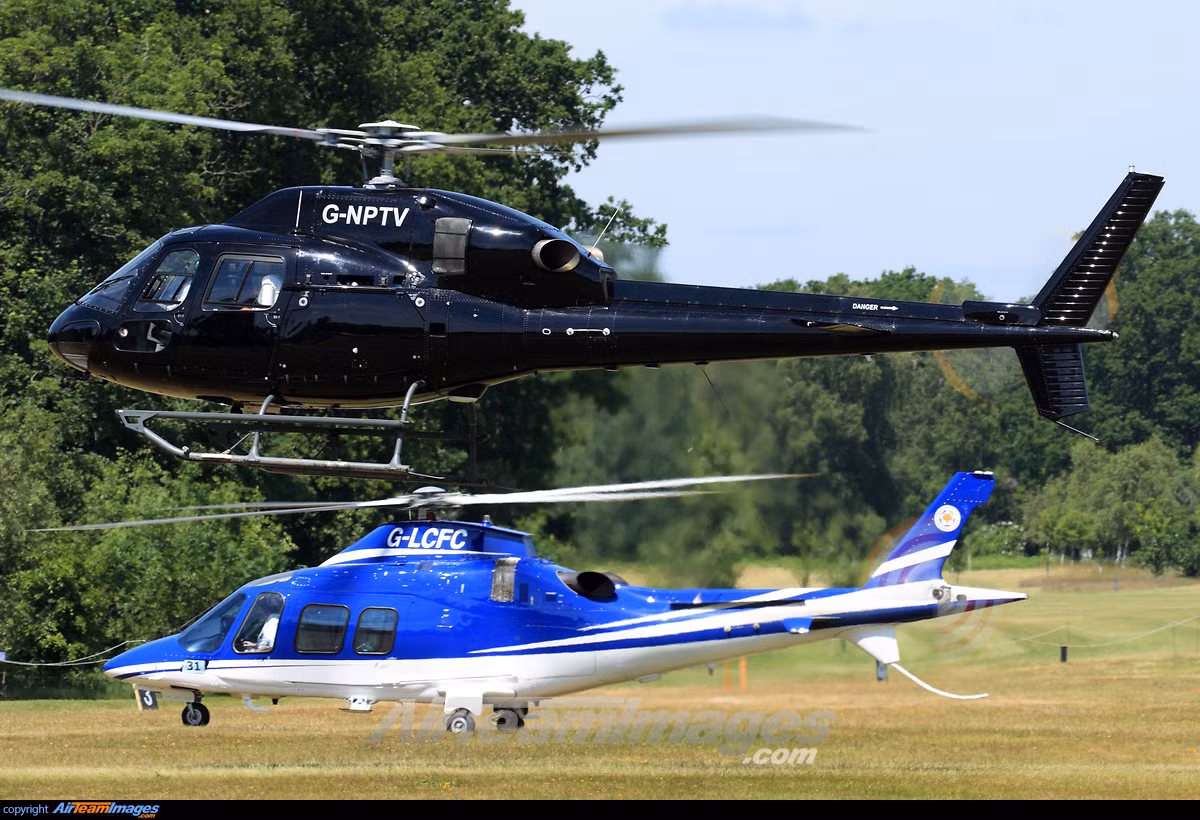  Trực thăng AW169 được trang bị hai động cơ Turatt &amp; Whitney PW210A có công suất 1.000 shp cho mỗi động cơ cho phép trực thăng có thể đạt tới tốc độ tối đa 306km/h với tầm hoạt động hơn 800km và có thể bay liên tục 4 giờ trên không.