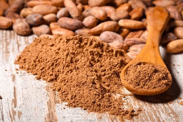  6. Thêm cacao chống trầm cảm Siêu thực phẩm này là một trong những chất chống oxy hóa mạnh nhất và nguồn sắt có nguồn gốc thực vật cao nhất. Cacao rất tốt cho tim, có tác dụng chống viêm, làm giảm huyết áp, tăng cholesterol HDL (có lợi) và làm giảm cholesterol LDL (có hại).